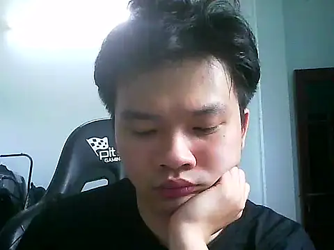 Snapshot of Kelvin_kol chatting on March 23, 2025, 7:53 am Kelvin kol online show from March 23, 2025, 7:53 am