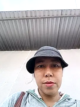 2HotAsain4u online show from December 16, 2025, 1:43 am