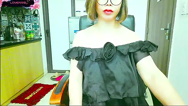 Miu-Le online show from September 21, 2025, 9:55 am