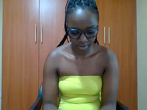 sexy darleen23 online show from February 2, 2026, 9:41 am