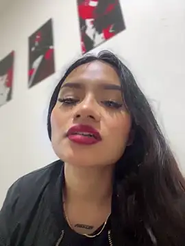 Riana Kean online show from December 18, 2024, 4:20 am