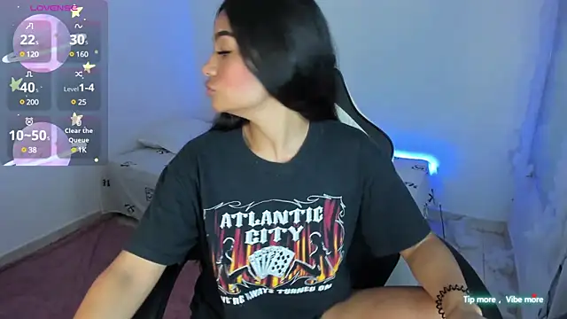 Riana Kean online show from February 24, 2025, 12:20 am