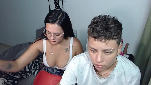 01antoniafranco online show from March 15, 2025, 11:39 pm