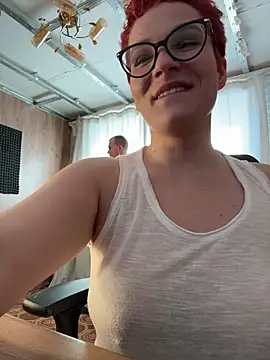 MrMrsRight online show from March 5, 2026, 9:49 am