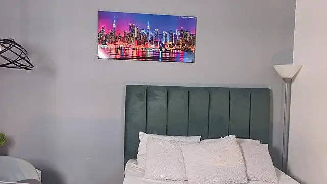 Alli cooper online show from April 22, 2026, 11:23 am