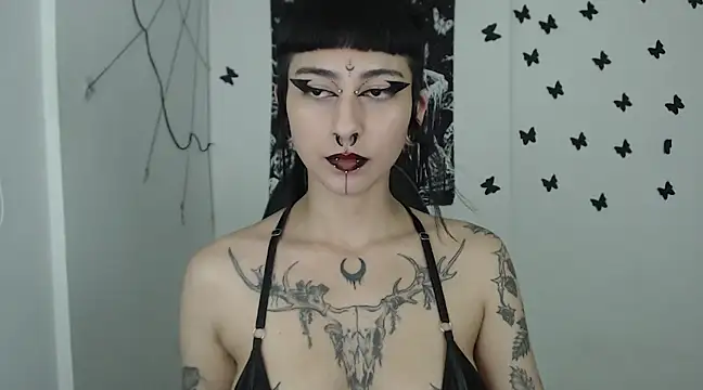 n0sferatus   online show from March 16, 2025, 3:14 am