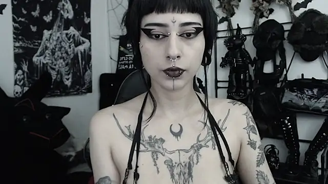n0sferatus   online show from July 28, 2026, 4:19 am