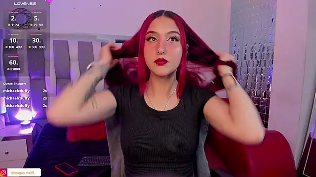 Megan wolf1  online show from January 10, 2025, 5:15 am