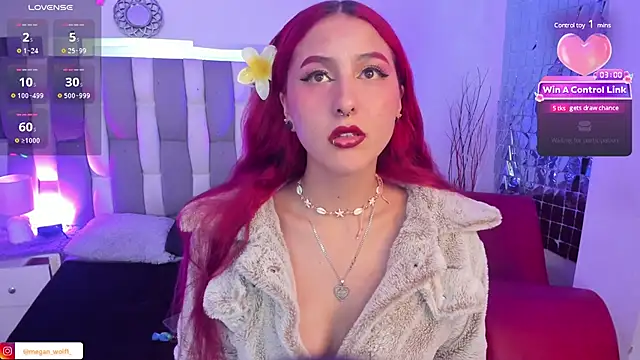 Megan wolf1  online show from March 21, 2025, 9:01 am