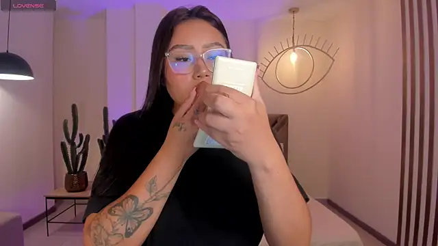 AmberLewis  online show from February 1, 2025, 3:08 am