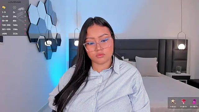 AmberLewis  online show from October 16, 2025, 2:56 am