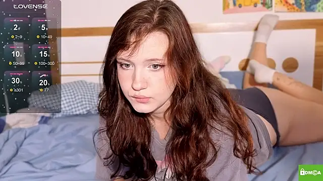 HanahCute online show from November 16, 2025, 11:49 am