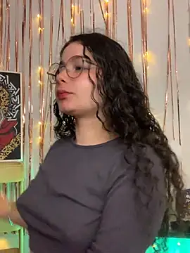 Antoniart  online show from January 3, 2025, 2:43 am