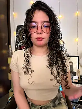 Antoniart  online show from September 11, 2025, 1:28 am