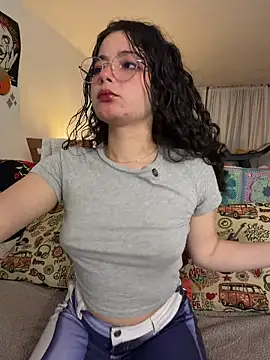 Antoniart  online show from April 10, 2026, 3:45 am