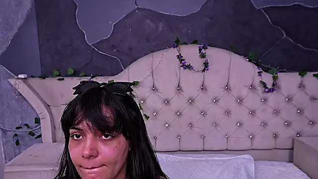 AmberGreyy  online show from March 19, 2026, 5:28 pm