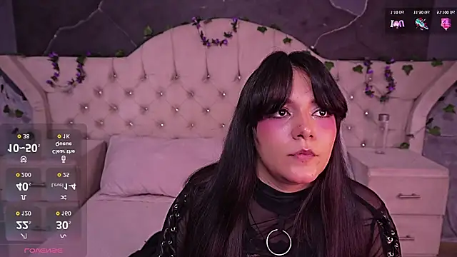 AmberGreyy  online show from April 21, 2026, 1:42 am