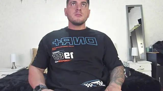 Teilor Creed online show from February 12, 2025, 7:35 pm