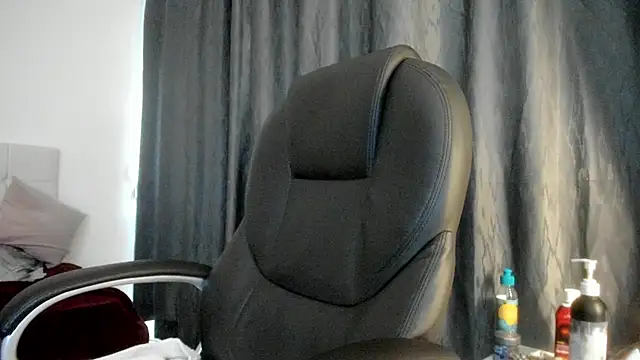 Teilor Creed online show from October 30, 2025, 7:47 pm