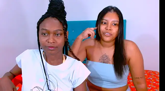 ladypussy69 online show from February 7, 2025, 3:19 pm