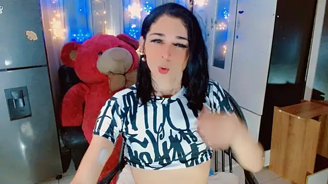 AngelicaDark online show from November 25, 2025, 5:46 pm