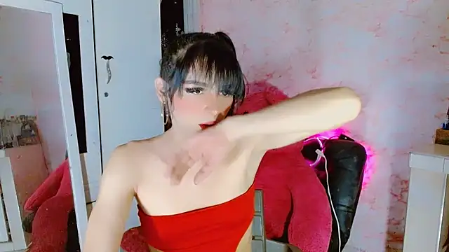 Snapshot of AngelicaDark chatting on May 25, 2026, 1:22 am AngelicaDark online show from May 25, 2026, 1:22 am