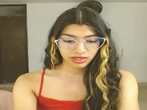 engielphoenis14 online show from December 11, 2024, 11:32 pm