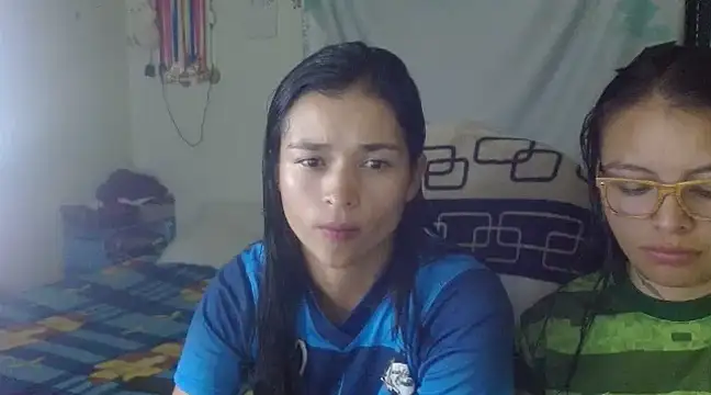 Snapshot of clayre_and_jill chatting on February 13, 2025, 2:12 am clayre and jill online show from February 13, 2025, 2:12 am