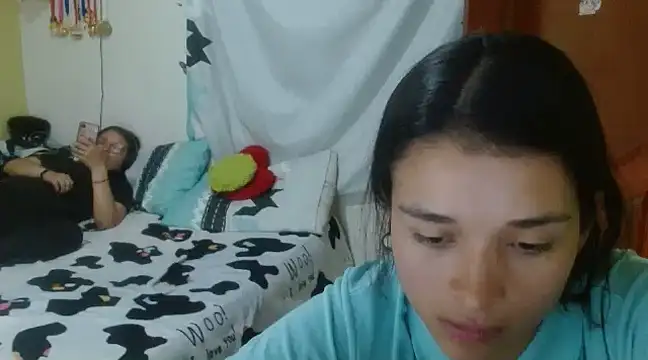 Snapshot of clayre_and_jill chatting on February 27, 2025, 6:42 pm clayre and jill online show from February 27, 2025, 6:42 pm