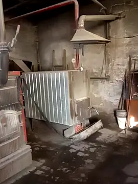 MityaXLoves online show from April 22, 2026, 3:53 am