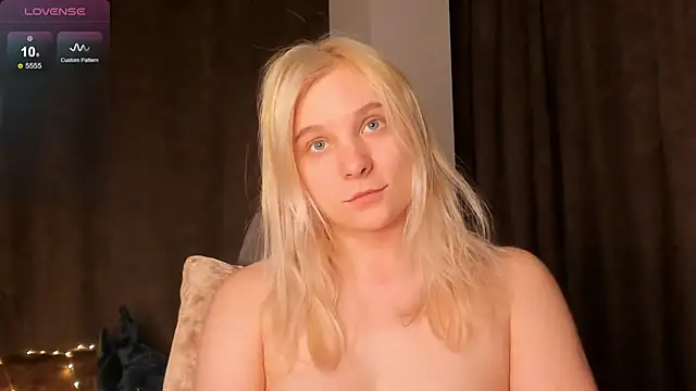 NaokoStifel online show from February 16, 2025, 2:31 am