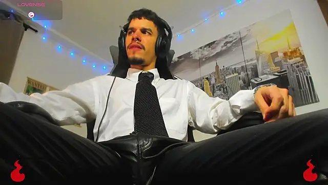 Snapshot of BRAYHAMBROWN chatting on September 13, 2025, 6:24 am BRAYHAMBROWN online show from September 13, 2025, 6:24 am