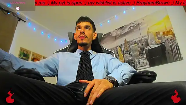 Snapshot of BRAYHAMBROWN chatting on September 15, 2025, 10:21 pm BRAYHAMBROWN online show from September 15, 2025, 10:21 pm