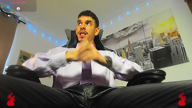 Snapshot of BRAYHAMBROWN chatting on October 4, 2025, 5:22 pm BRAYHAMBROWN online show from October 4, 2025, 5:22 pm