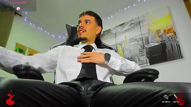 Snapshot of BRAYHAMBROWN chatting on October 28, 2025, 3:43 am BRAYHAMBROWN online show from October 28, 2025, 3:43 am