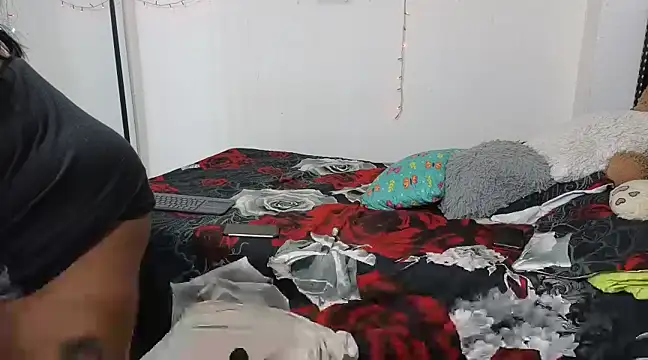 charlotte 077 online show from March 1, 2025, 10:02 am