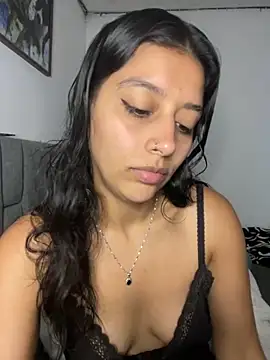 BrittanyDiaz online show from October 14, 2025, 8:42 pm