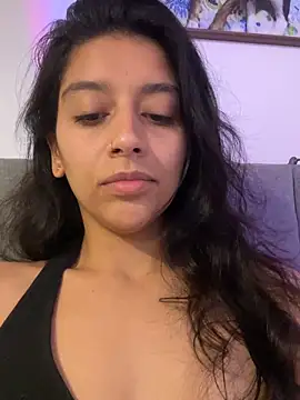BrittanyDiaz online show from May 28, 2026, 2:09 am