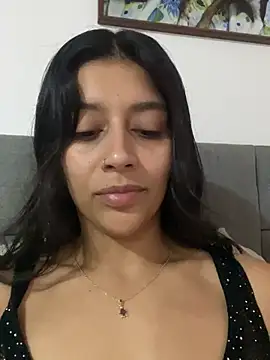 Snapshot of BrittanyDiaz chatting on July 10, 2026, 9:06 pm BrittanyDiaz online show from July 10, 2026, 9:06 pm