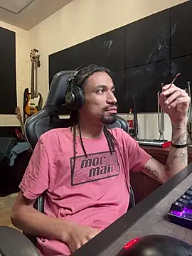 hotcamboy420 online show from February 1, 2026, 6:28 pm