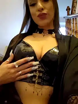 LydiaMaus96 online show from January 6, 2025, 8:35 am