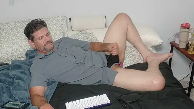 Snapshot of allenspuninfla chatting on July 31, 2026, 3:22 pm allenspuninfla online show from July 31, 2026, 3:22 pm