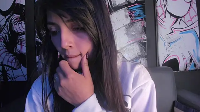 Snapshot of Sophy_SmileSweet chatting on March 5, 2025, 5:50 pm Sophy SmileSweet online show from March 5, 2025, 5:50 pm