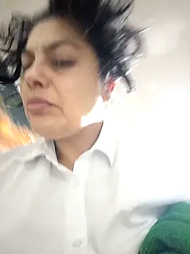 Lust Mom41 online show from December 10, 2024, 2:06 pm