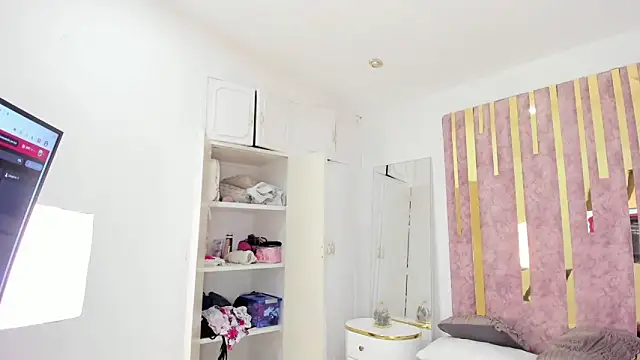 LeahxBarker online show from January 25, 2025, 8:53 pm