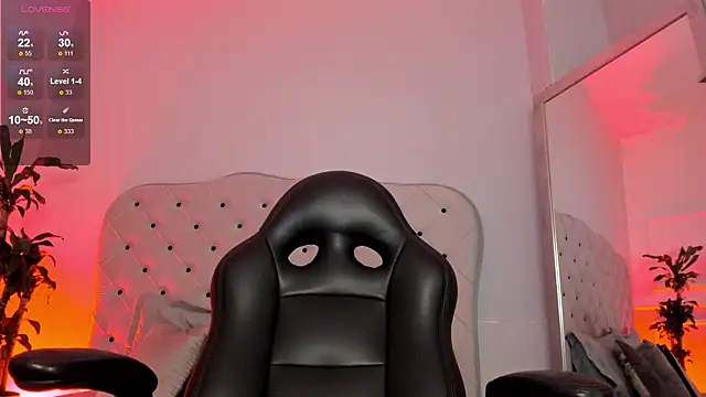 renee shelby  online show from March 8, 2025, 10:24 pm