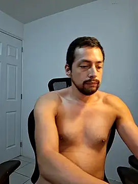 Andresarr93 online show from September 9, 2025, 7:46 pm