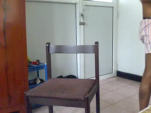 Snapshot of RoccoSL2003 chatting on February 15, 2026, 6:43 am RoccoSL2003 online show from February 15, 2026, 6:43 am