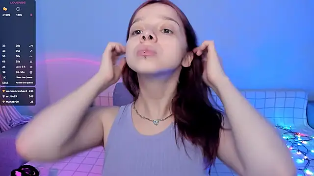 crystal lilith online show from December 28, 2024, 9:51 pm