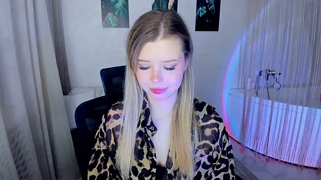 FollowLovee online show from March 7, 2026, 3:47 am